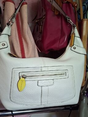 EUC COACH SMALL LEATHER HOBO BAG WHITE 2008